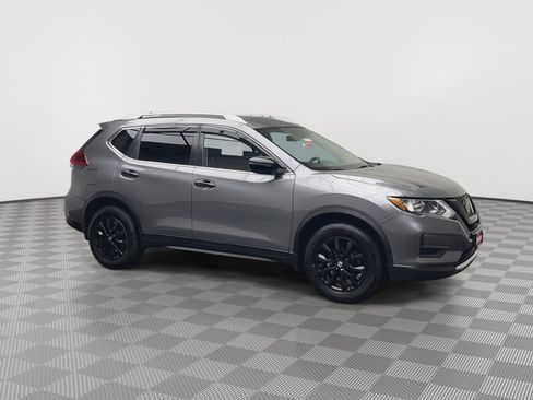 Used 2019 Nissan Rogue SV AWD/4WD image 38