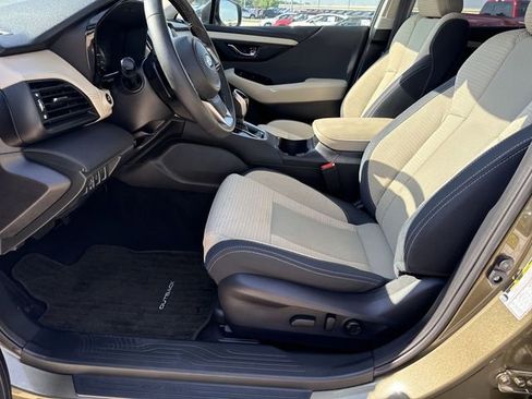Certified 2025 Subaru Outback Premium AWD/4WD image 18