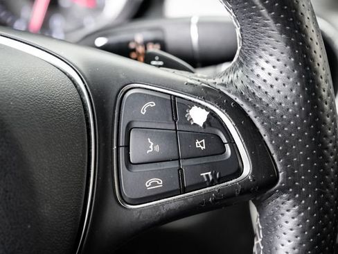 Used 2015 Mercedes-Benz CLA 250 image 13
