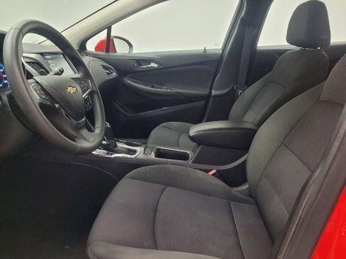 Used 2017 Chevrolet Cruze LT w/ Convenience Package image 17