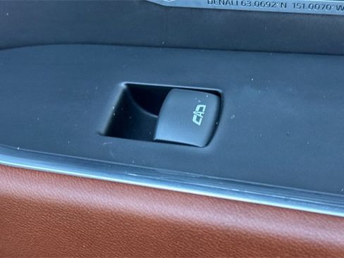 Used 2022 GMC Sierra 1500 Denali Ultimate image 22