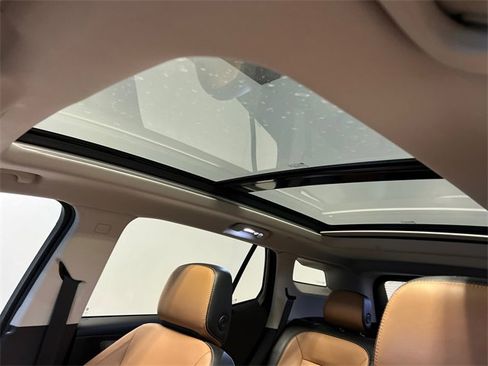 Used 2019 GMC Terrain SLT w/ Preferred Package image 29