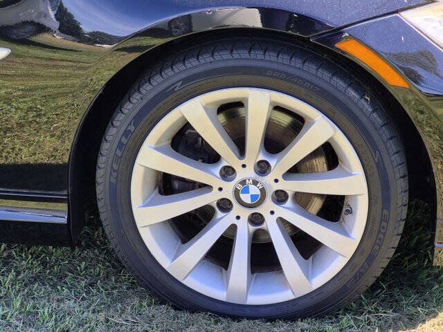 Used 2009 BMW 328i Sedan RWD image 10
