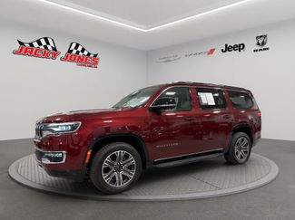 Used 2024 Jeep Wagoneer Series II w/ Flexible Seating Group video 2