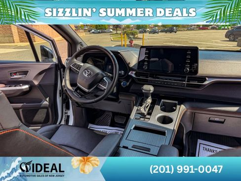 Used 2022 Toyota Sienna XSE w/ XSE Plus Package AWD/4WD image 20