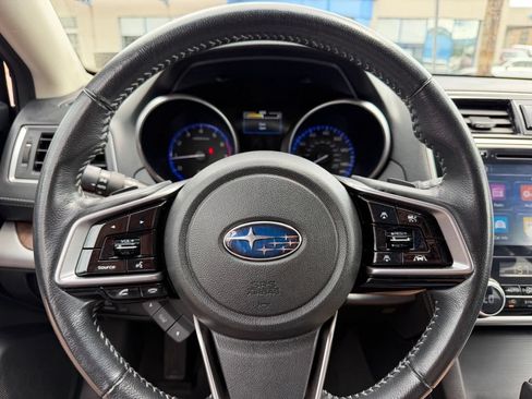 Used 2018 Subaru Outback 2.5i Limited AWD/4WD image 13