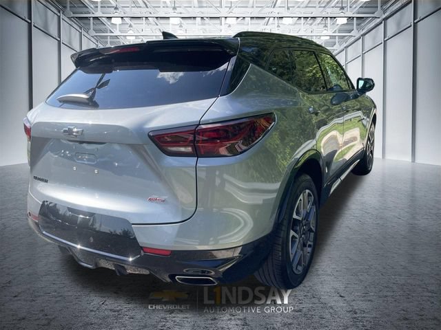 Used 2023 Chevrolet Blazer RS w/ Enhanced Convenience Package FWD image 8
