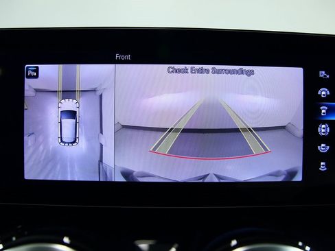 Used 2023 Mercedes-Benz GLA 250 4MATIC image 10