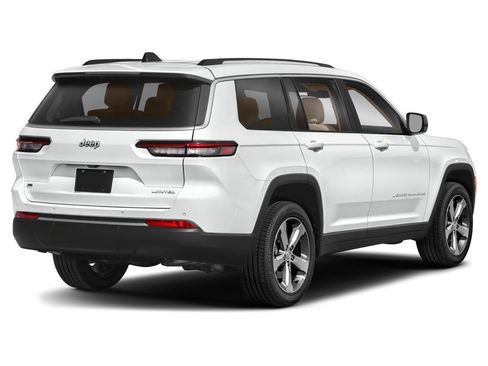 Used 2022 Jeep Grand Cherokee L Limited AWD/4WD image 23