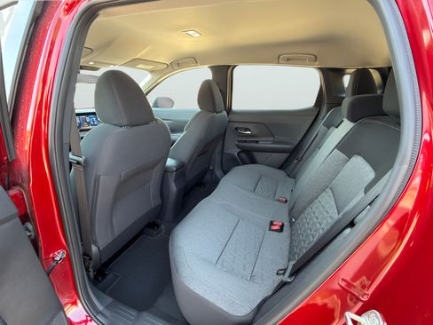 Used 2026 Nissan Kicks SV w/ Cold Weather Package FWD image 21