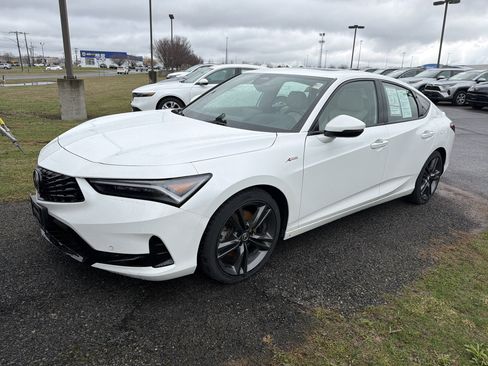 Used 2023 Acura Integra A-Spec image 3
