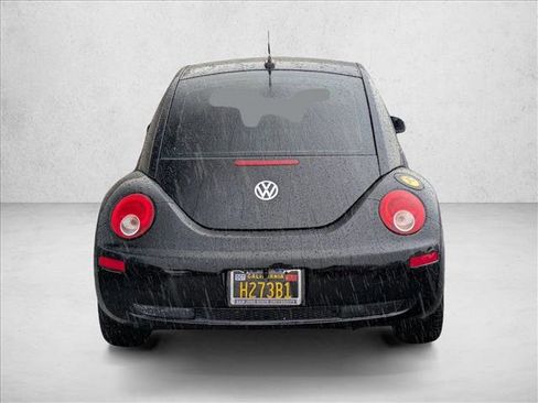 Used 2009 Volkswagen Beetle S image 6