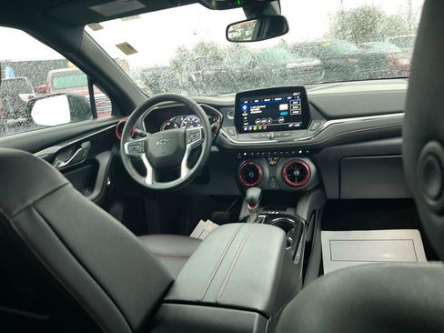 Used 2025 Chevrolet Blazer RS image 27