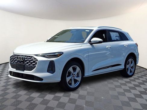 New 2026 Audi Q5 Premium Plus AWD/4WD image 3