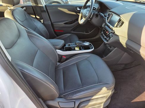 Used 2019 Hyundai Ioniq Limited image 15