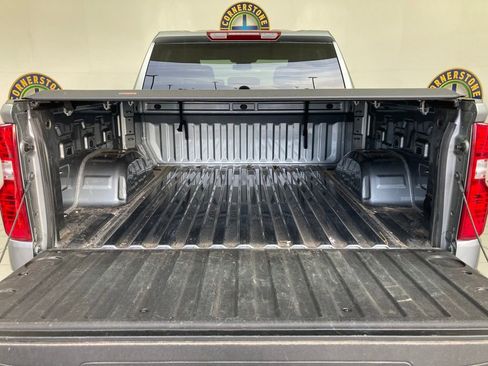 Used 2025 Chevrolet Silverado 1500 LT image 23