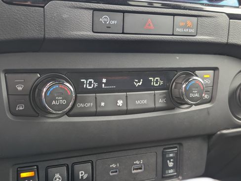 Used 2023 Nissan Frontier PRO-4X w/ Pro Convenience Package image 26