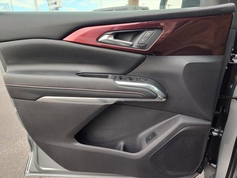 New 2026 Chevrolet Traverse Z71 w/ Driver Confidence Package image 10