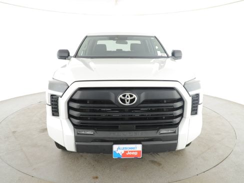 Used 2022 Toyota Tundra SR5 image 2