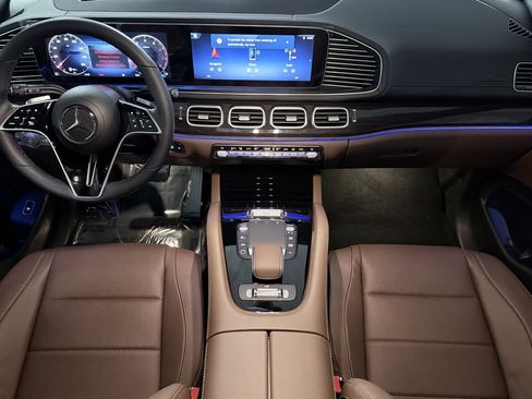 New 2026 Mercedes-Benz GLS 450 4MATIC image 12