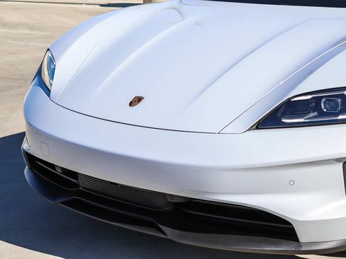 Used 2025 Porsche Taycan RWD image 8