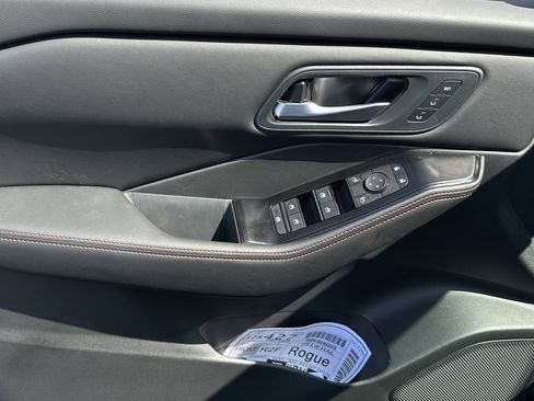 New 2026 Nissan Rogue SV AWD/4WD image 22