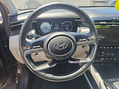 Certified 2023 Hyundai Tucson Limited AWD/4WD image 17