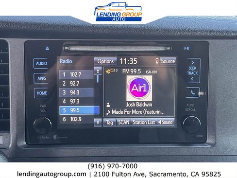 Used 2015 Toyota Sienna LE image 13