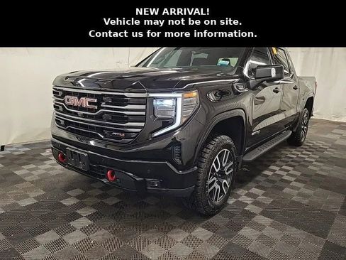 Used 2025 GMC Sierra 1500 AT4 w/ AT4 Premium Package image 2