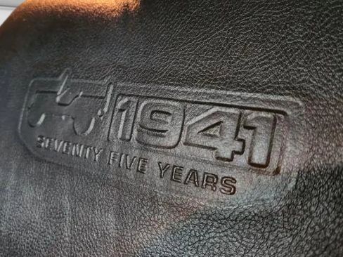 Used 2017 Jeep Wrangler Sahara image 13