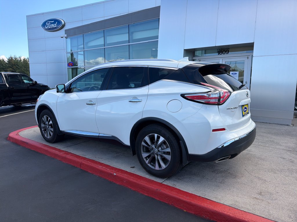 Used 2017 Nissan Murano SV AWD/4WD image 2