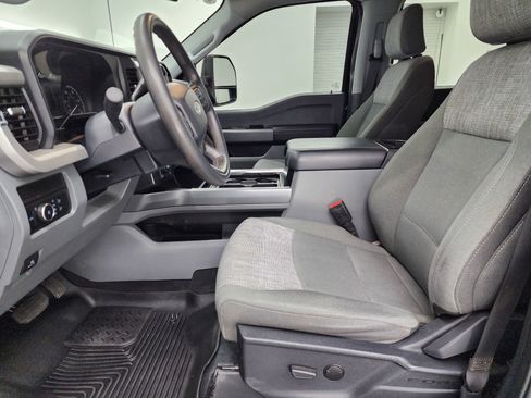 Used 2023 Ford F250 XLT w/ FX4 Off-Road Package image 7