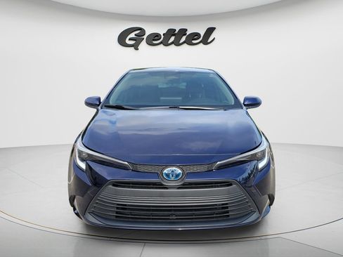 Certified 2024 Toyota Corolla LE FWD image 2