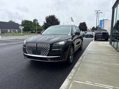 Used 2023 Lincoln Corsair AWD w/ Equipment Group 101A image 8