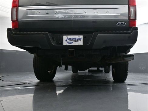 Used 2020 Ford F350 Platinum w/ FX4 Off-Road Package image 35