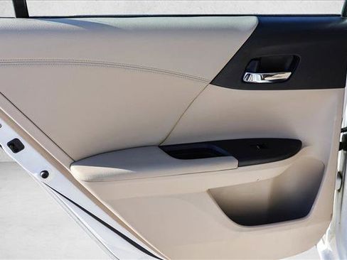 Used 2013 Honda Accord EX-L image 21