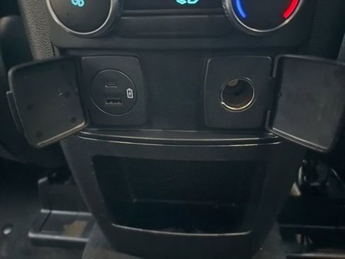 Certified 2021 Ford Explorer XLT w/ Equipment Group 202A image 20