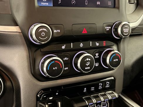 Used 2022 RAM 1500 Big Horn AWD/4WD image 22