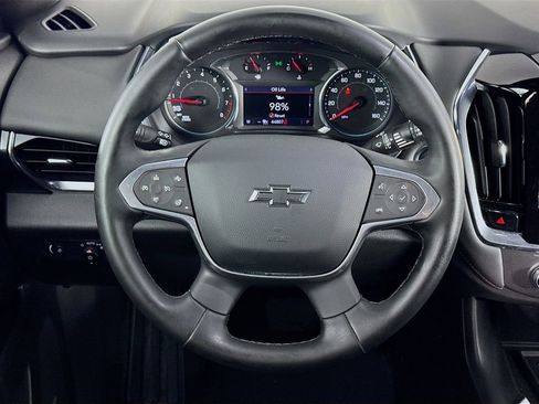 Used 2023 Chevrolet Traverse RS FWD image 35