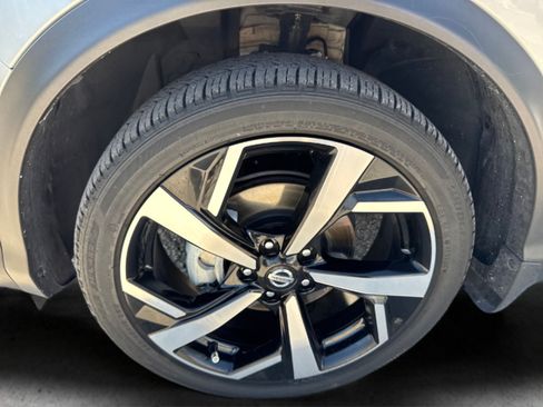 Certified 2022 Nissan Rogue Sport SL w/ Premium Package AWD/4WD image 48