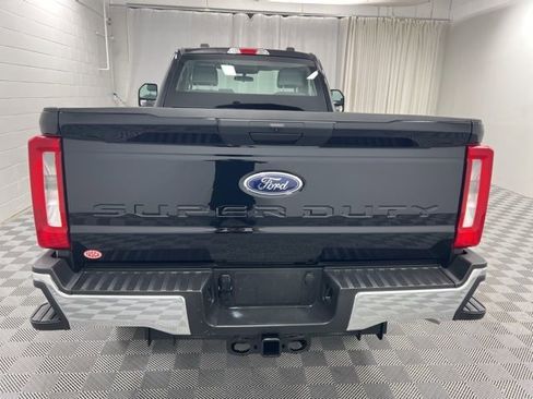 Used 2026 Ford F250 XL w/ XL Chrome Package image 7