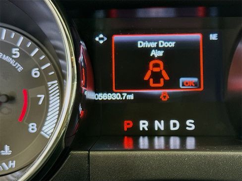 Used 2017 Ford Mustang Premium image 12