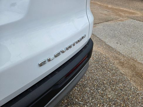 New 2026 GMC Acadia Elevation w/ Elevation Premium Package FWD image 34