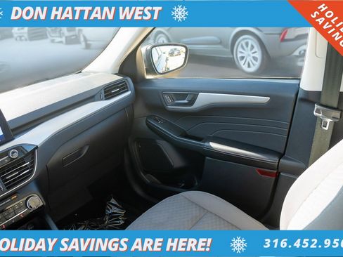 Used 2022 Ford Escape SE w/ Cold Weather Package image 15