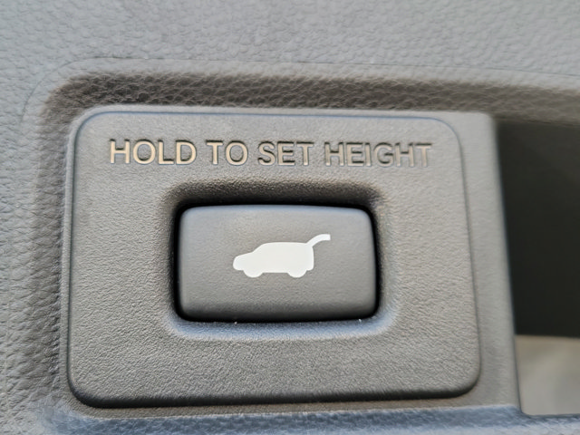 Used 2023 Acura RDX w/ Technology Package FWD image 7