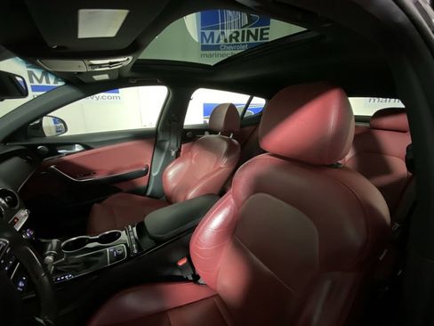 Used 2021 Kia Stinger GT-Line w/ Sun & Sound Package RWD image 24
