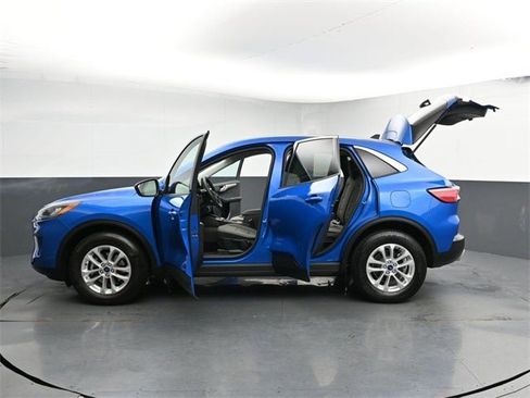 Used 2021 Ford Escape SE image 41