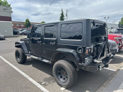 Used 2017 Jeep Wrangler Unlimited Sport w/ Quick Order Package 24S AWD/4WD image 2