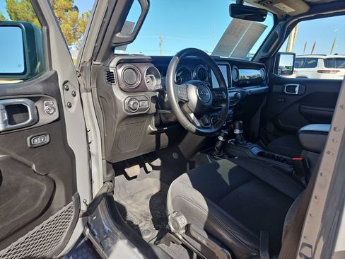 Used 2021 Jeep Wrangler Unlimited Sport AWD/4WD image 17