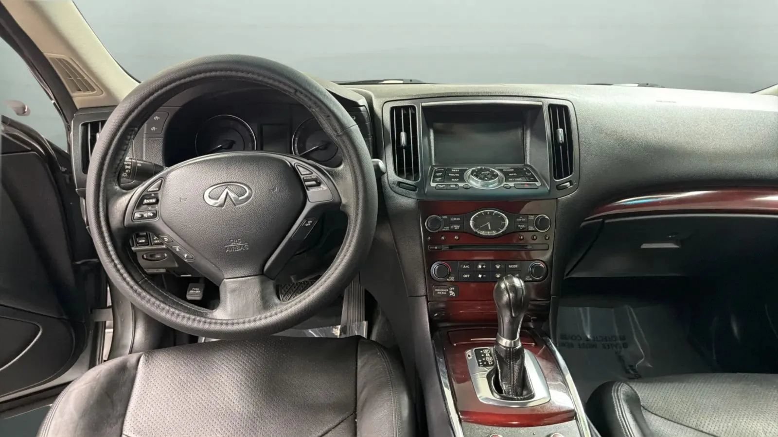 Used 2011 INFINITI G37 Journey w/ Premium Pkg RWD image 10